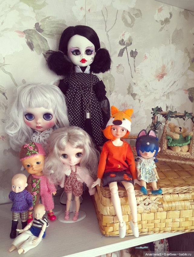 Переделкино — Коллекции игровых кукол (Playline): фото полок