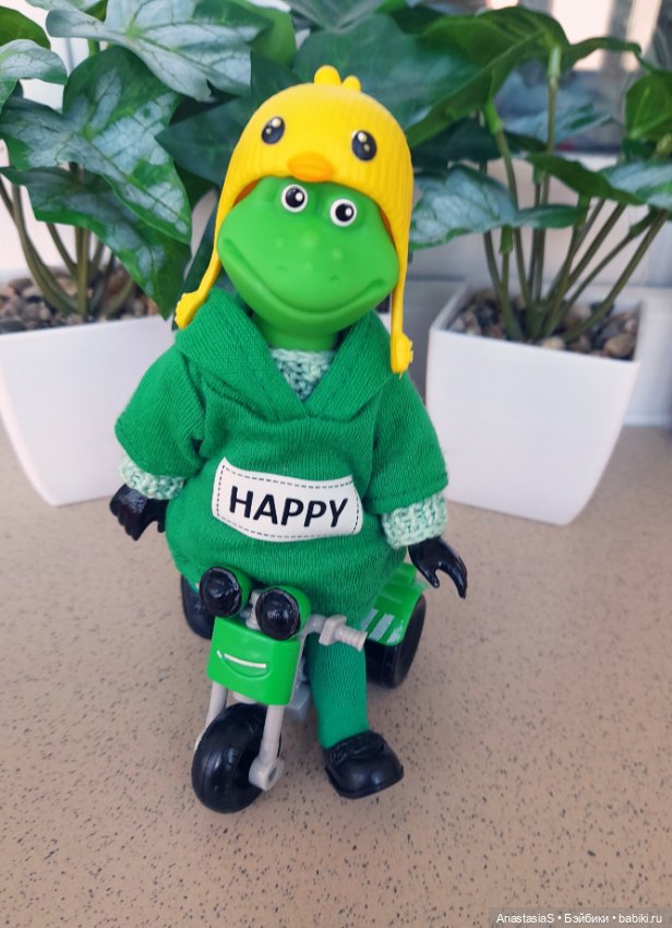 Переделкино — Коллекции игровых кукол (Playline): фото полок (фото 8)