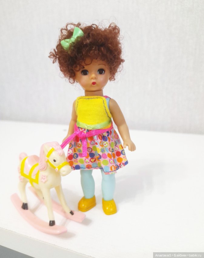 Переделкино — Коллекции игровых кукол (Playline): фото полок