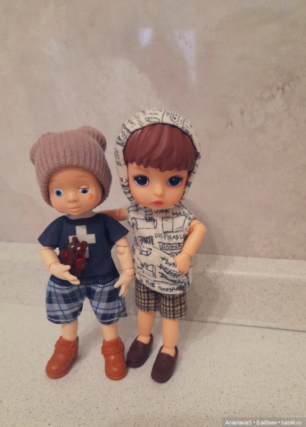 Переделкино — Коллекции игровых кукол (Playline): фото полок