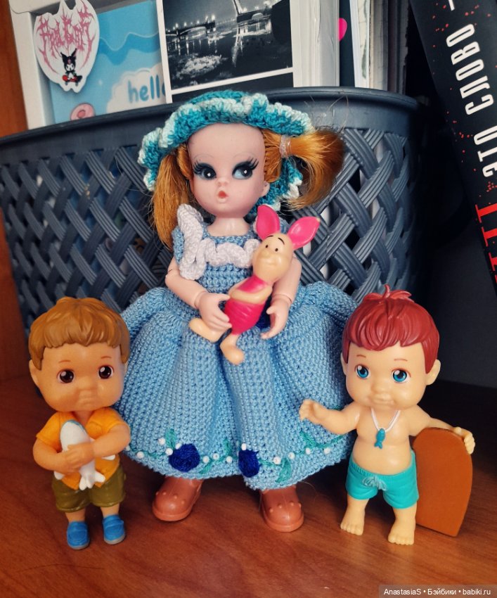 Переделкино — Коллекции игровых кукол (Playline): фото полок (фото 7)