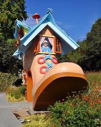 Про женщину, живущую в башмаке