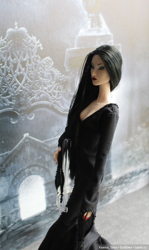 Мортиша Аддамс, стилизация