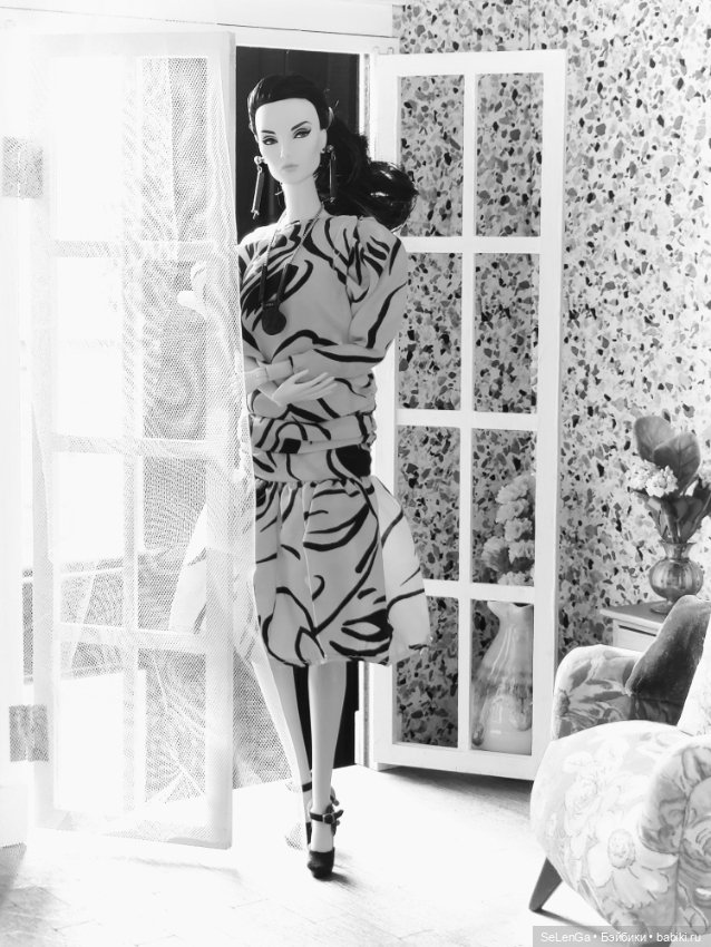 Клео и новый румбокс с окном (фото 10)