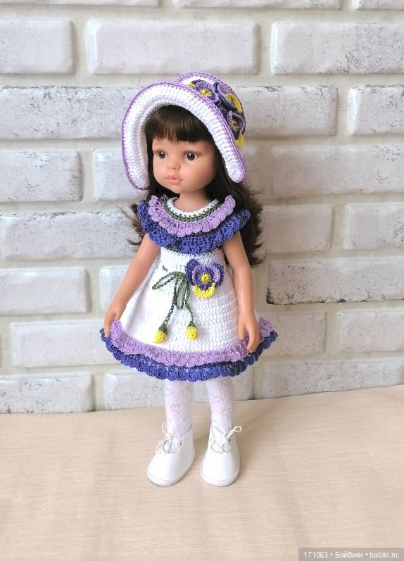 Здравствуйте ! Хочу представить ещё одну мою работу. Комплект одежды для кукол Паола Рейна