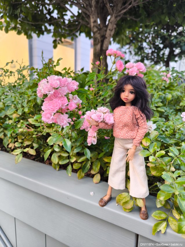 Варя гуляет по Москве — Куклы Milim Studio (Милим): российские БЖД (фото 9)