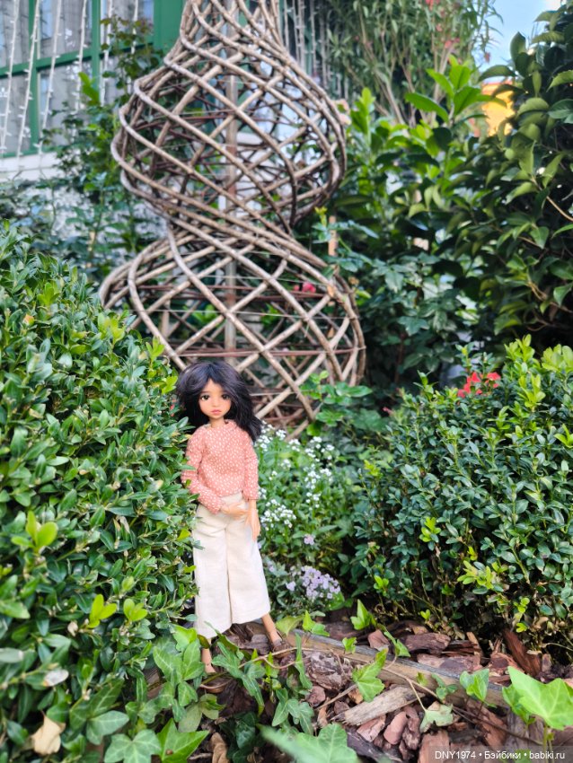 Варя гуляет по Москве — Куклы Milim Studio (Милим): российские БЖД