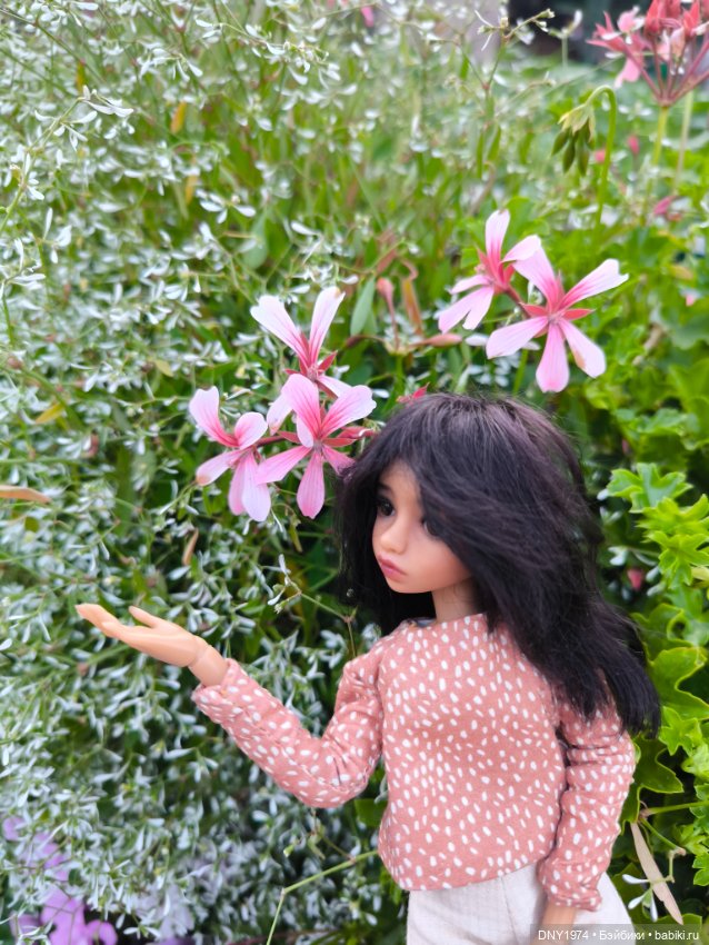 Варя гуляет по Москве — Куклы Milim Studio (Милим): российские БЖД