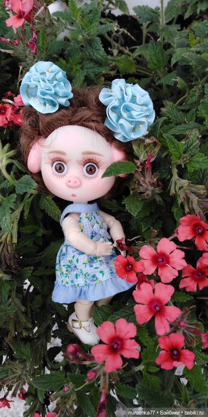 Про Нафочку. Вальс цветов