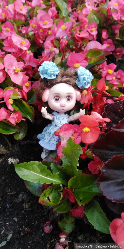 Про Нафочку. Вальс цветов