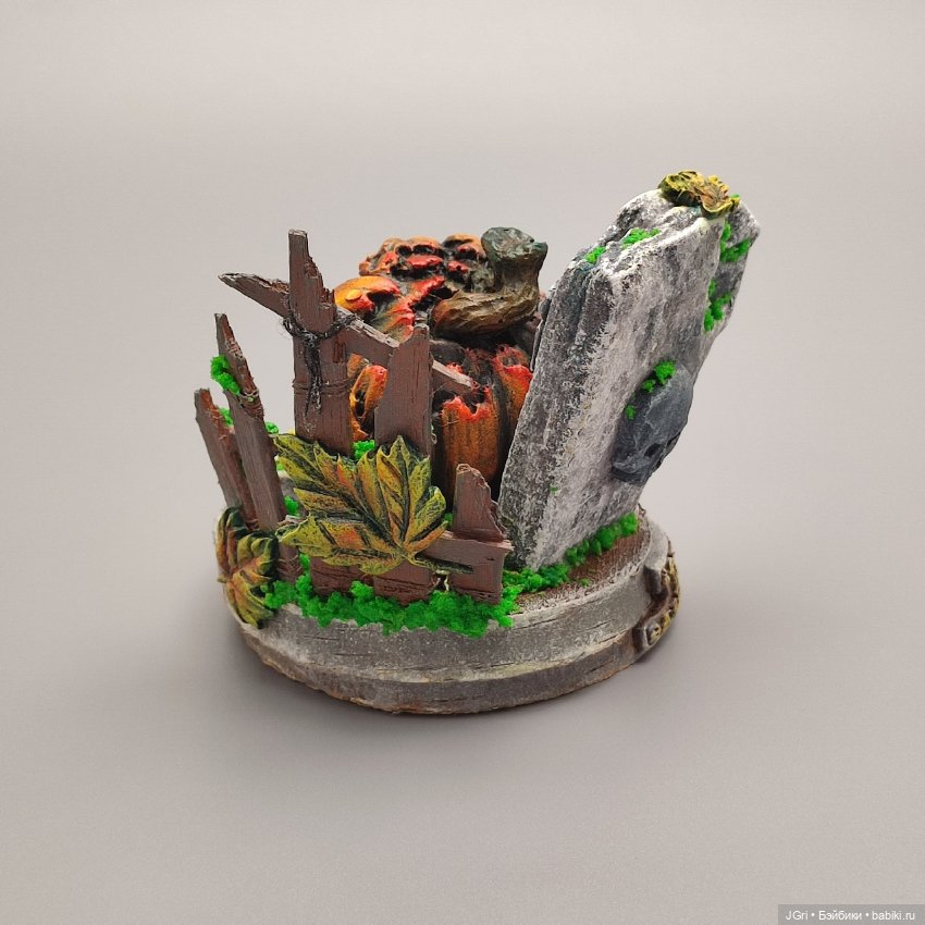 Композиция к Хэллоуину — Авторские игрушки из разных материалов: синельная проволока