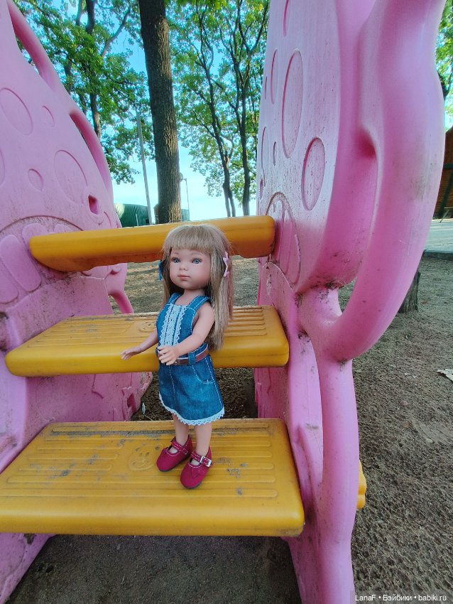 Девочки отдыхают за городом (Vestida de Azul, Китай)l (фото 8)