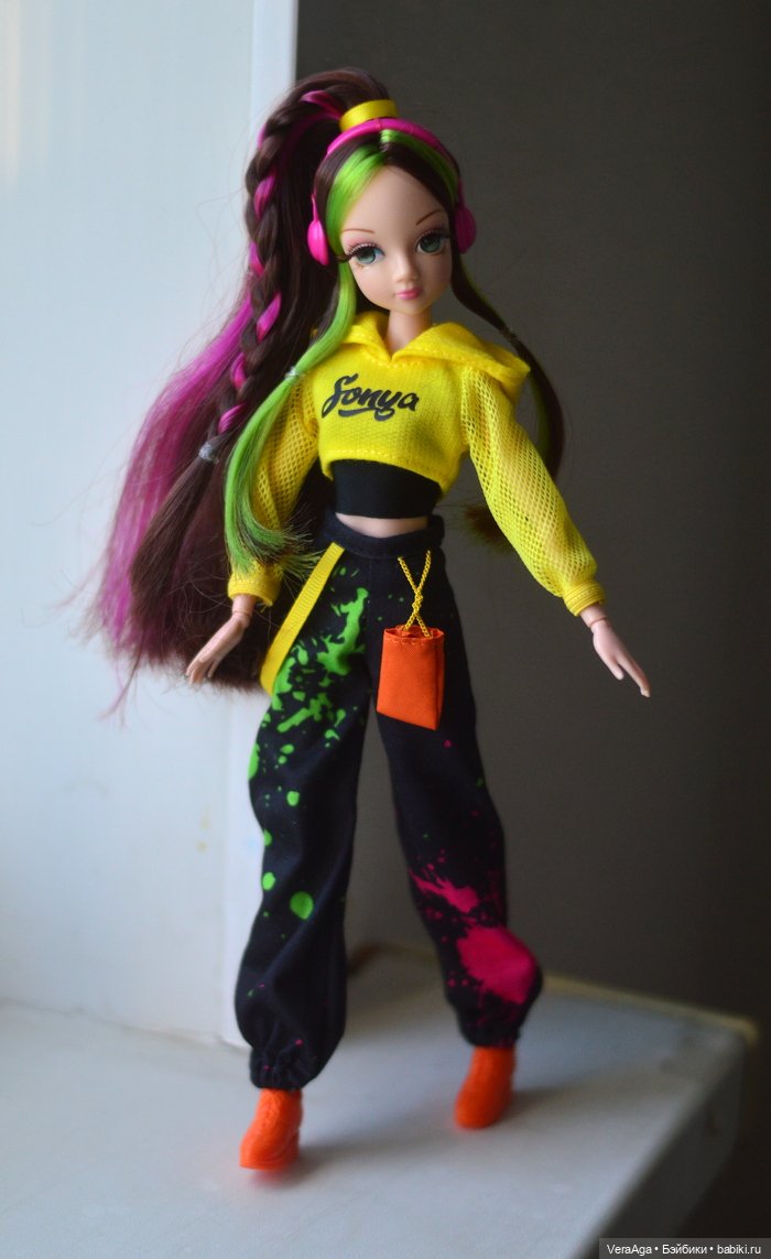 Sonya Rose — Куклы Kurhn (Курн) и Sonya Rose (Соня): Золотая коллекция (фото 7)