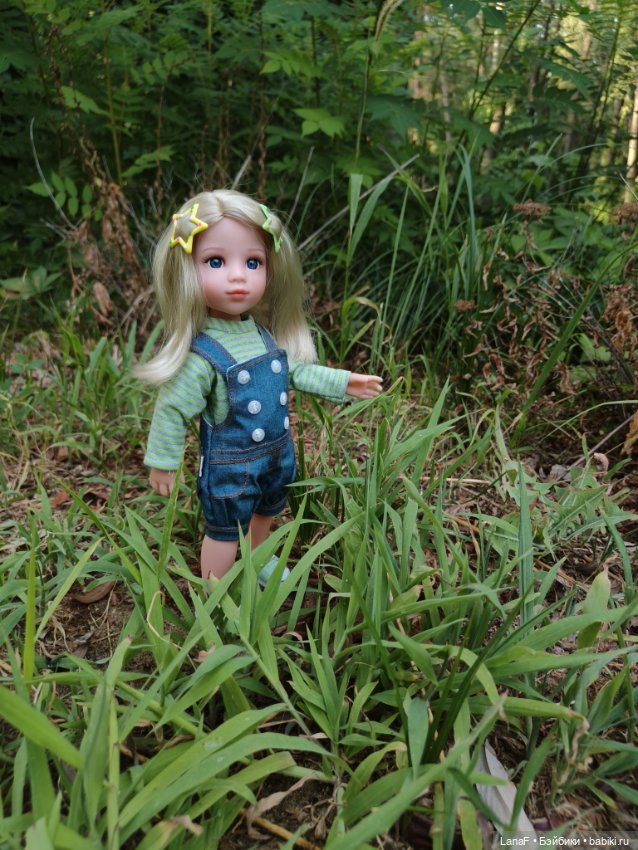 Девочки отдыхают за городом (Vestida de Azul, Китай)l