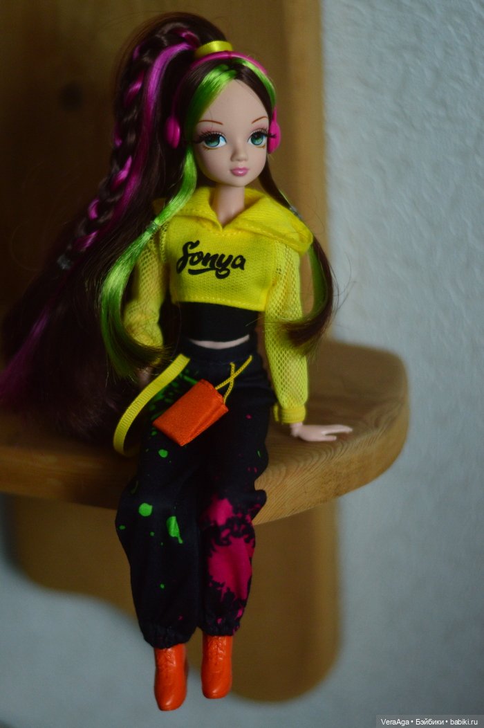 Sonya Rose — Куклы Kurhn (Курн) и Sonya Rose (Соня): Золотая коллекция (фото 4)