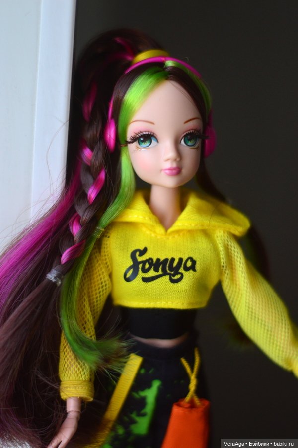Sonya Rose — Куклы Kurhn (Курн) и Sonya Rose (Соня): Золотая коллекция (фото 3)
