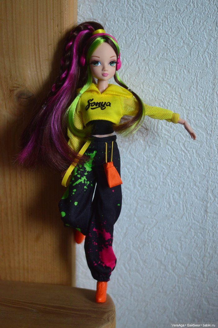 Sonya Rose — Куклы Kurhn (Курн) и Sonya Rose (Соня): Золотая коллекция (фото 8)