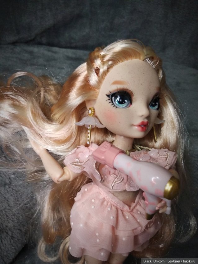 Виктория Витман — Куклы Rainbow High (Рейнбоу Хай