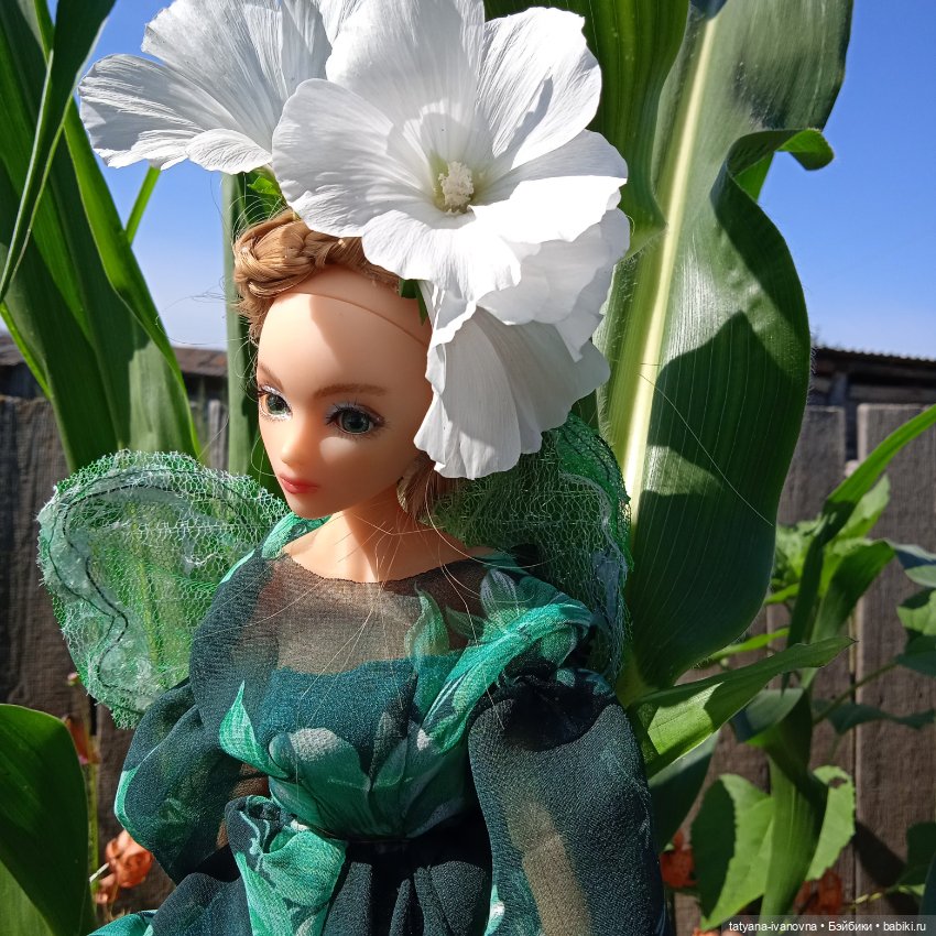 Кружилась над садом прекрасная Фея