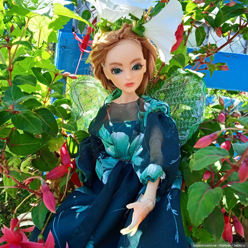 Кружилась над садом прекрасная Фея