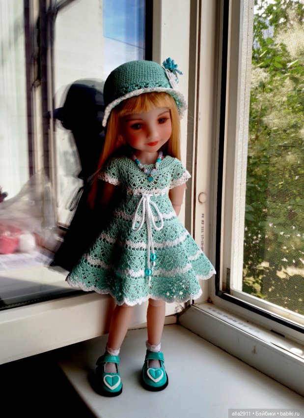 Новенькая девочка и наряды для неё (фото 6)