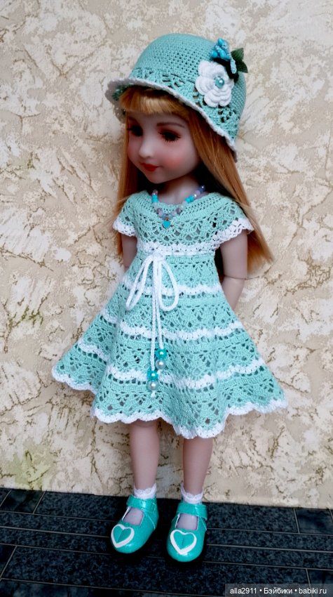 Новенькая девочка и наряды для неё (фото 8)