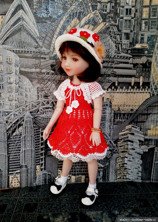 Новенькая девочка и наряды для неё (фото 9)