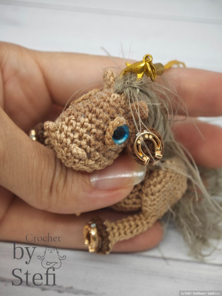 Брелочек Коняшка — Вязаные игрушки и амигуруми: крючком (фото 10)