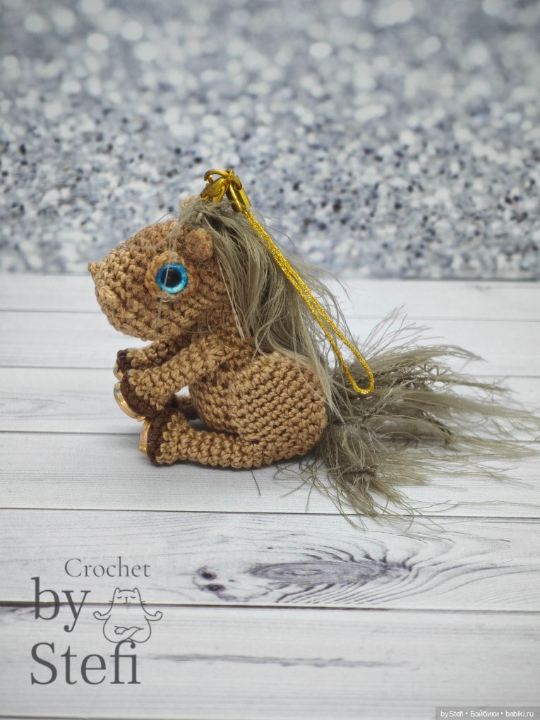 Брелочек Коняшка — Вязаные игрушки и амигуруми: крючком (фото 2)