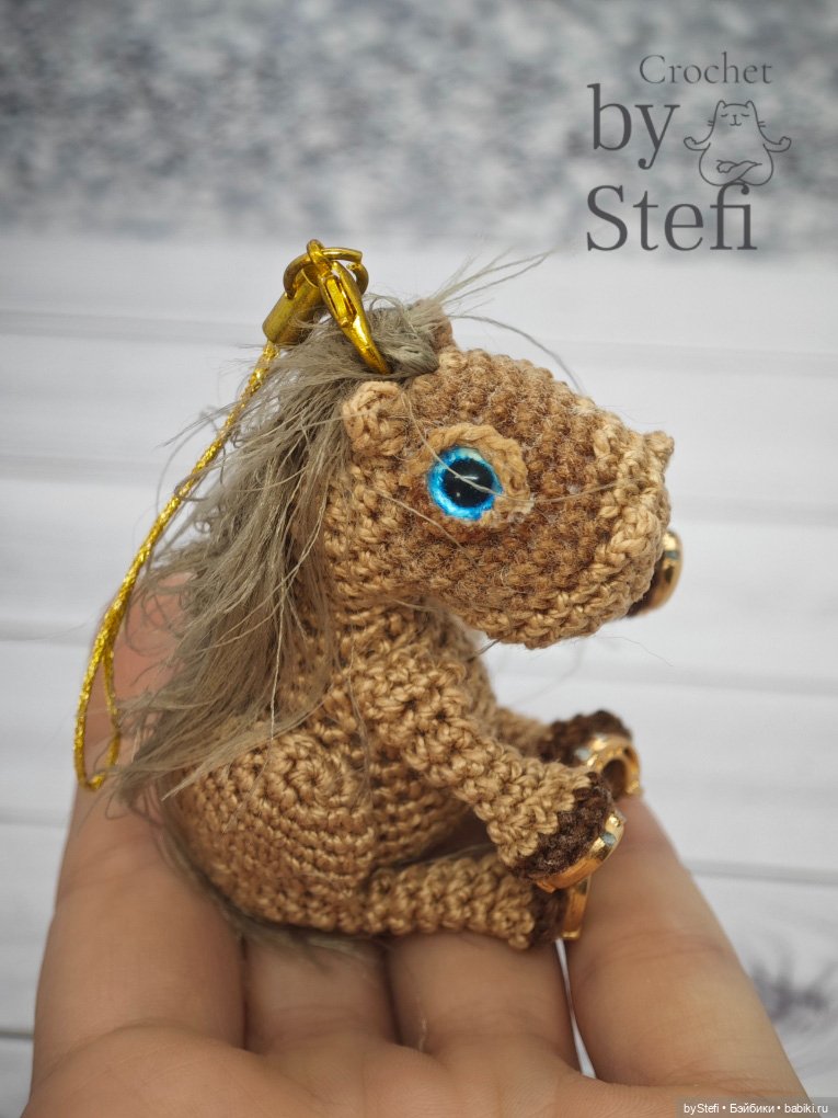 Брелочек Коняшка — Вязаные игрушки и амигуруми: крючком