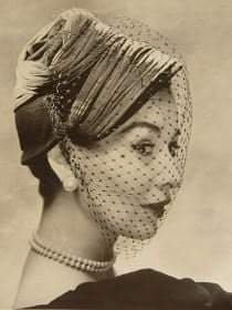 Шляпки 60-х на Одри Хепберн и других моделях