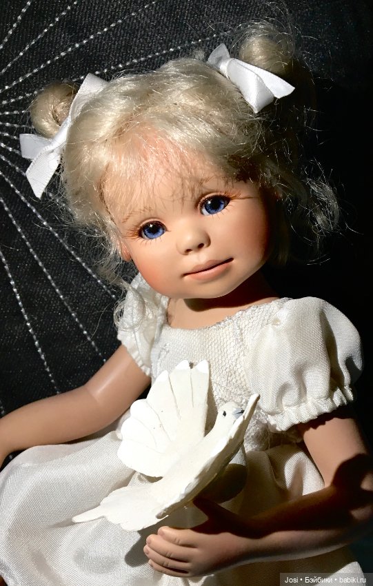 Нежность в фарфоре Eloise от Gabriele Muller