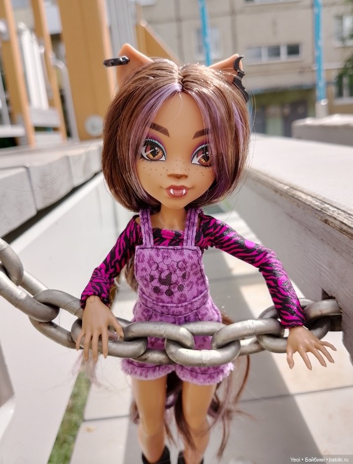 Две Клодин Вульф (3G) на прогулке✨