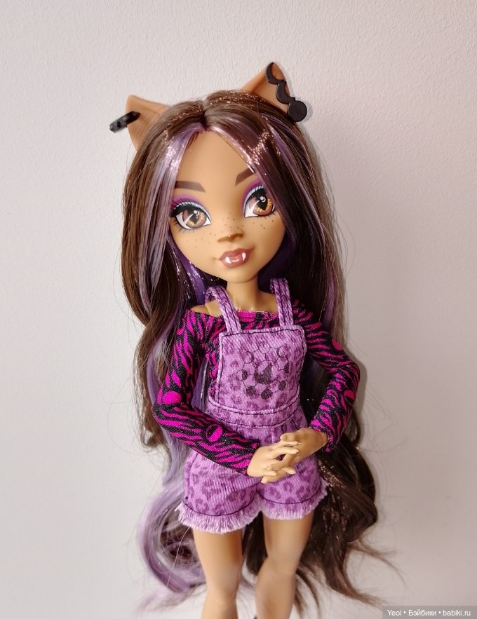 Две Клодин Вульф (3G) на прогулке✨