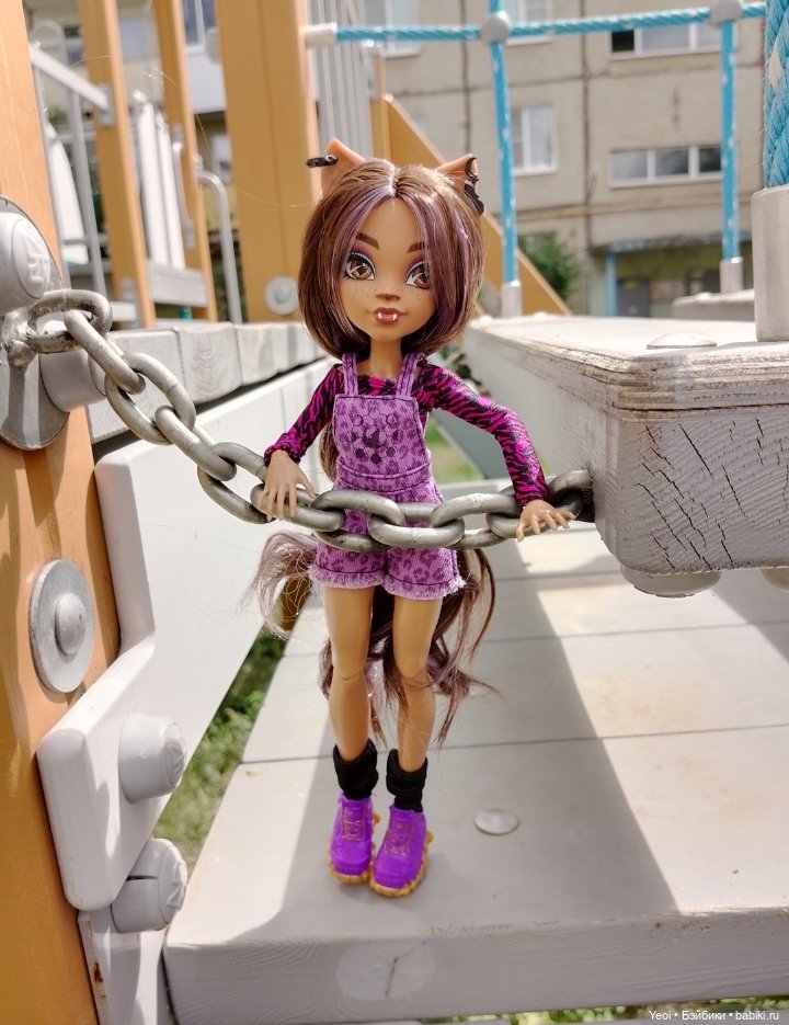 Две Клодин Вульф (3G) на прогулке✨