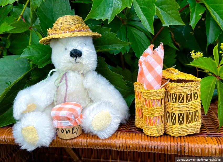 Тайна плетеного чемоданчика раскрыта! 🧳