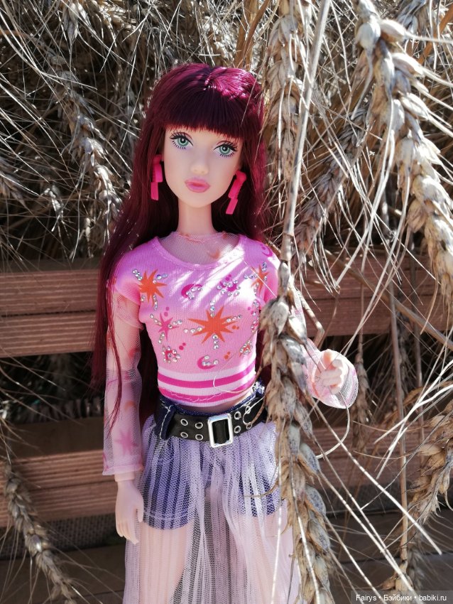 Дефа Люси захватывает внимание (фото 5)