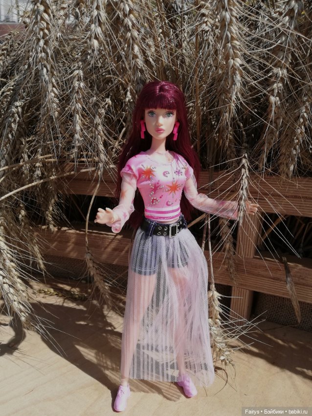 Дефа Люси захватывает внимание (фото 8)