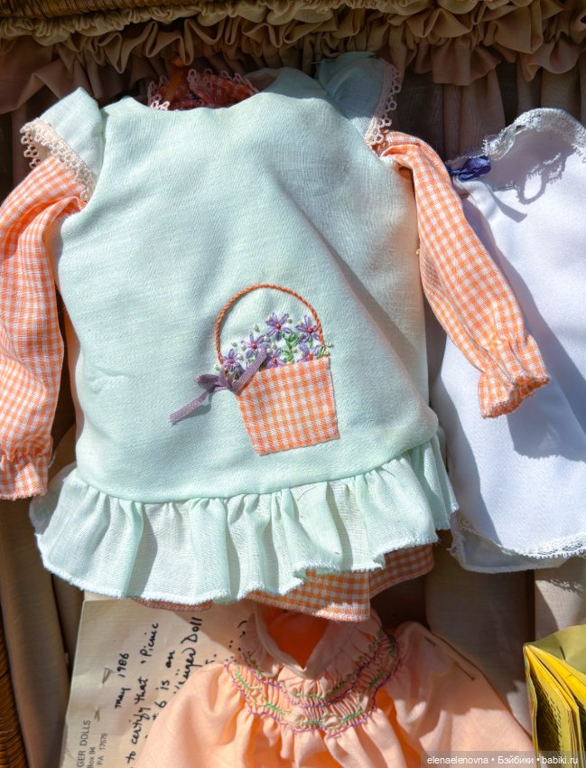 Тайна плетеного чемоданчика раскрыта! 🧳