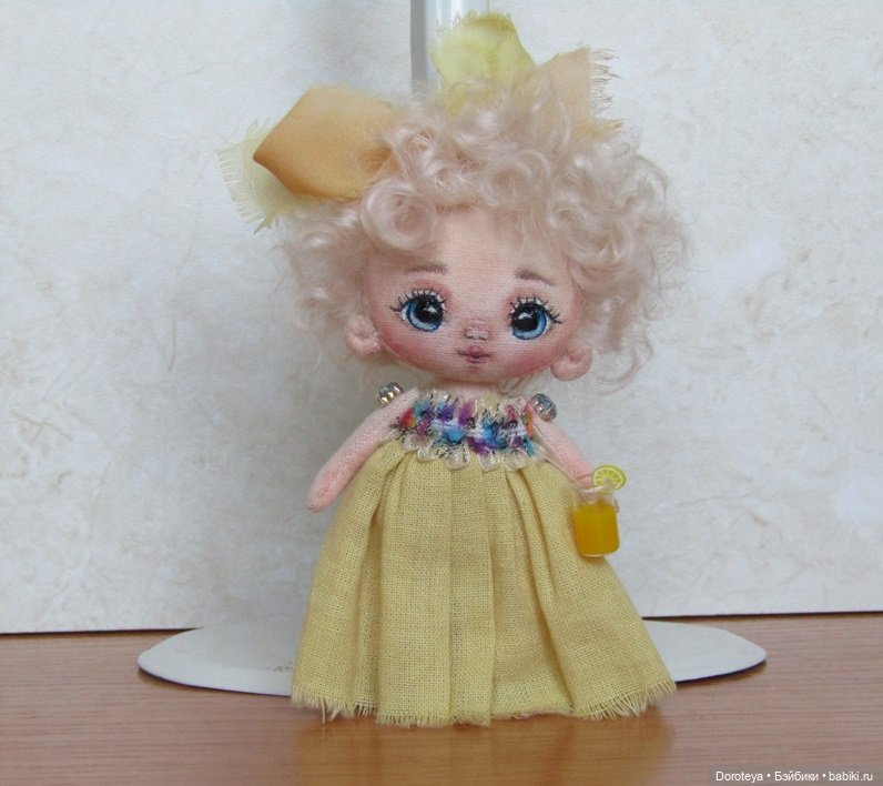 Маленькая Кнопочка от Мастерской Риммы Нурхаметовой (и еще одна простенькая малышка), как раз к моему 10-летию на сайте (фото 4)