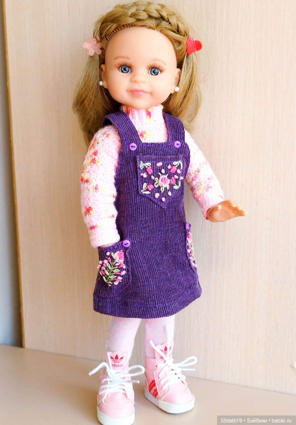 Вышивала сарафан — Одежда и обувь для кукол своими руками: фото