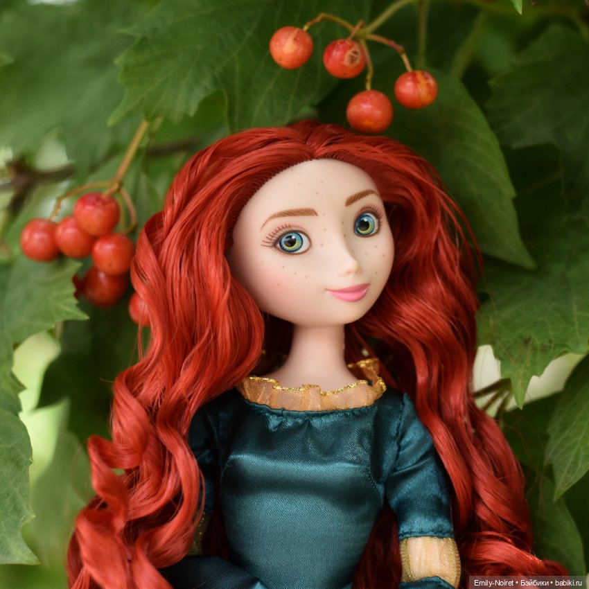 Фото-подборка: Калина — Коллекции игровых кукол (Playline): фото полок (фото 9)