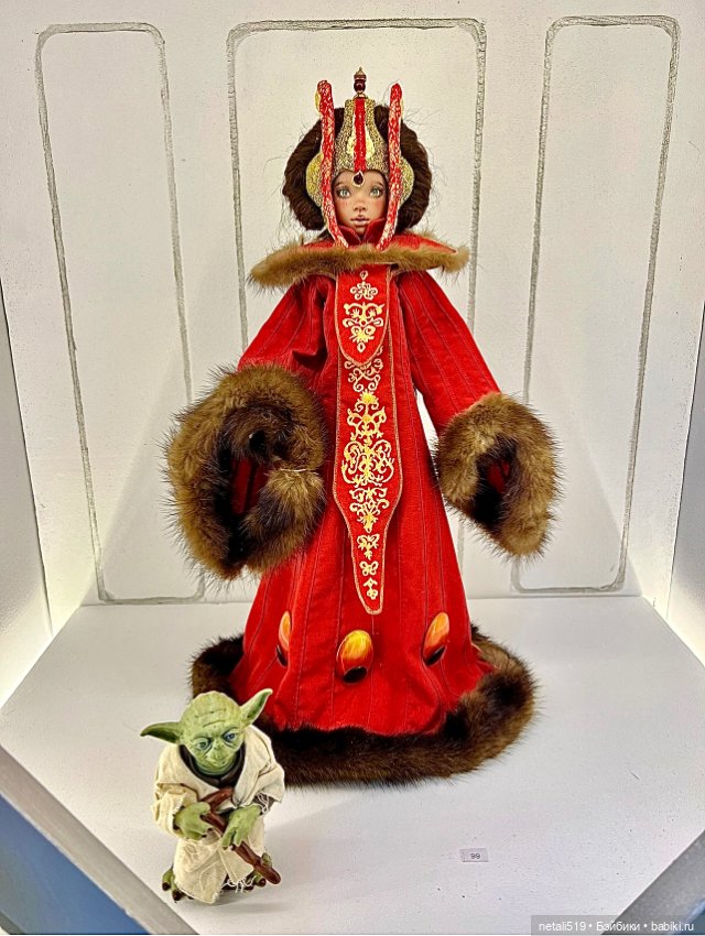 Black Cherry Dolls в образе Падмы Амидалы
