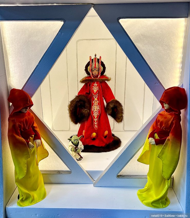 Black Cherry Dolls в образе Падмы Амидалы