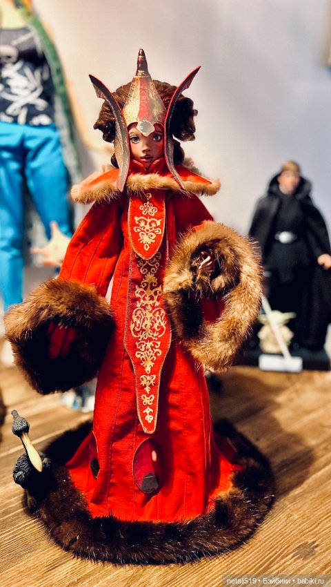 Black Cherry Dolls в образе Падмы Амидалы (фото 5)