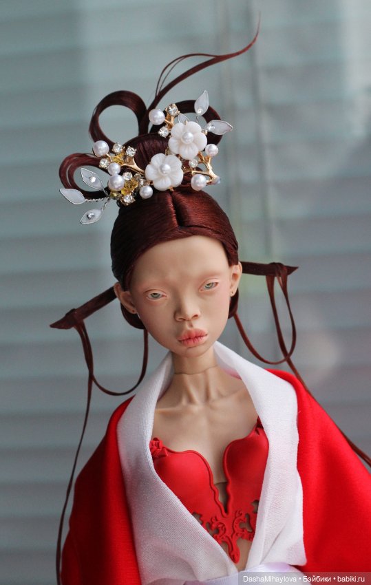 Парик в китайском стиле для Popovy sisters