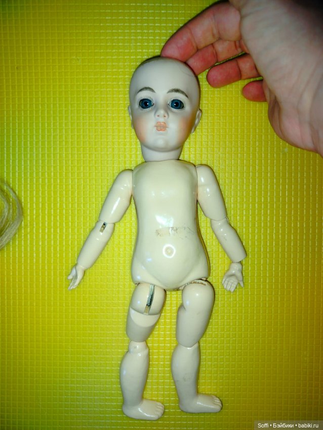 Помогите, пожалуйста, узнать о кукле (фото 7)