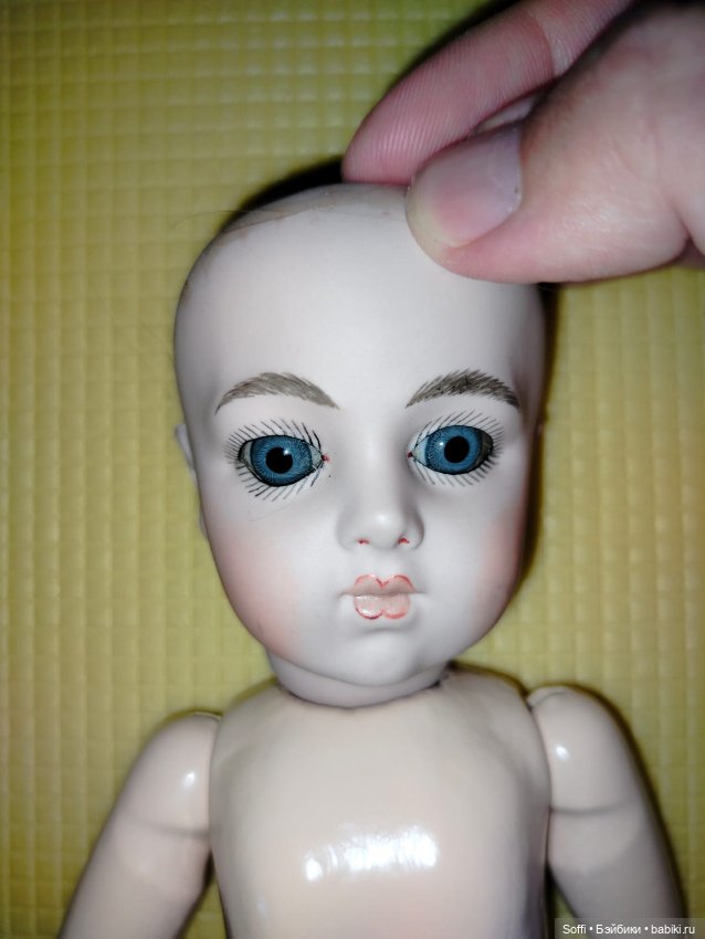 Помогите, пожалуйста, узнать о кукле (фото 9)