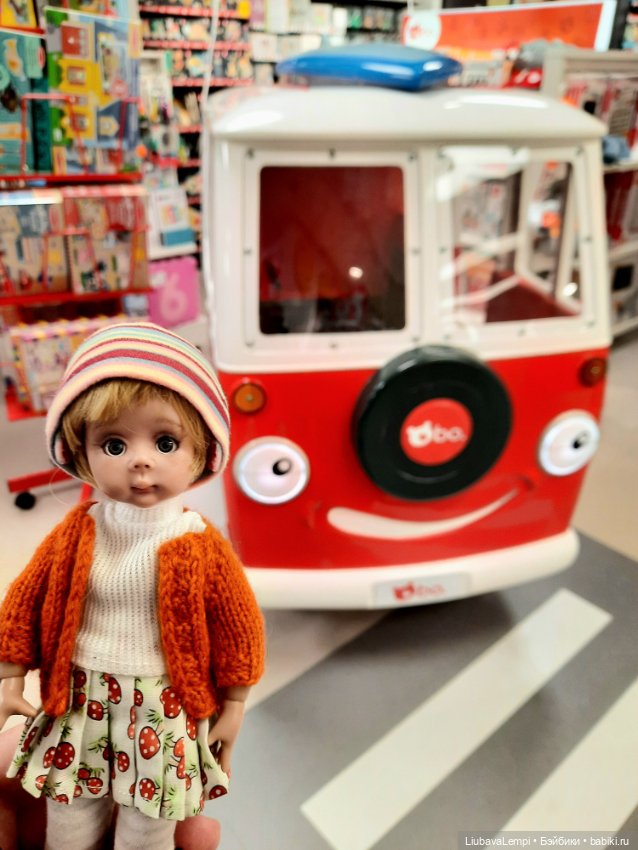 Всем привет или Эмилька в Хельсинки