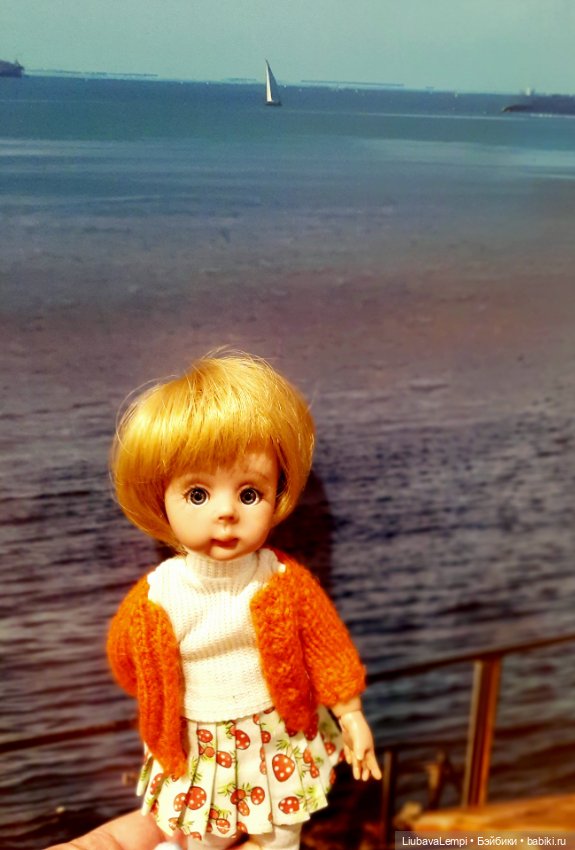 Всем привет или Эмилька в Хельсинки